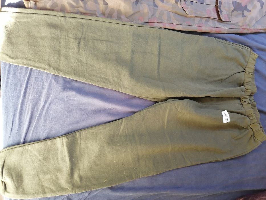 Spodnie moro, desanty.