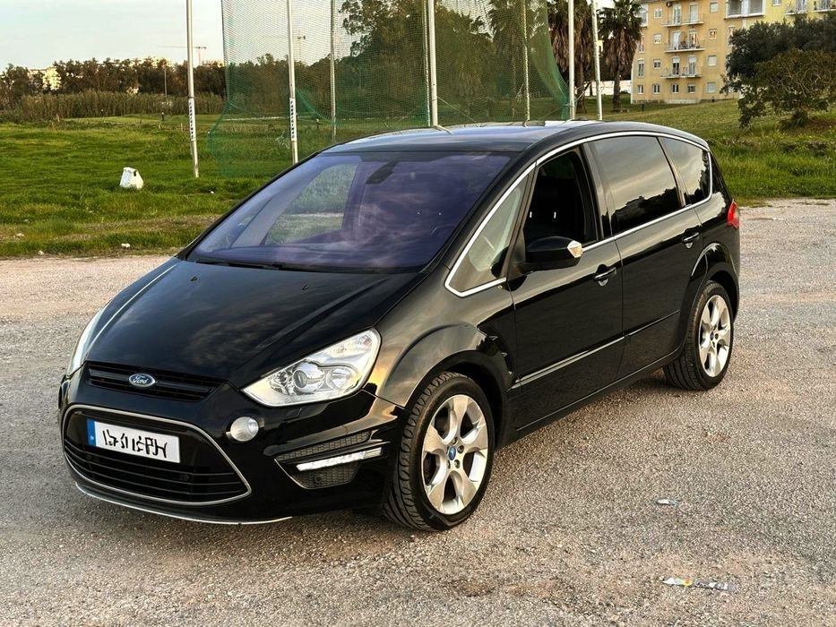 Ford S-MAX Titanium Full extras Caixa Automática
