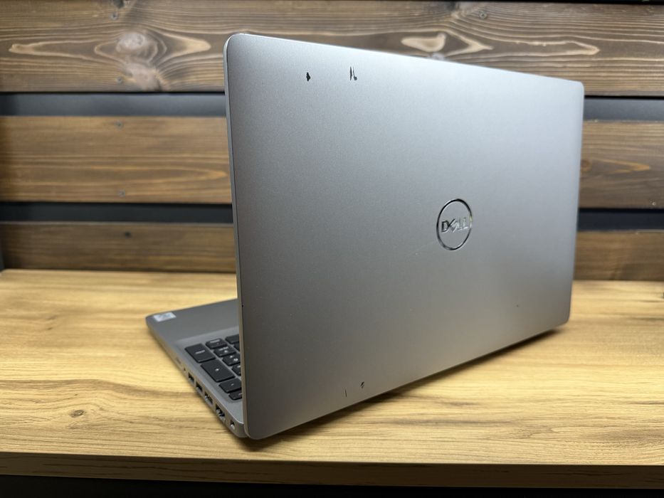 Dell Latitude 5510 15,6" FHD IPS  i7-10610u/16 GB/256Gb M2/18%