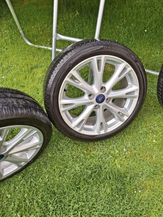 Opony + felgi aluminiowe + czujniki Ford 205/45 R17