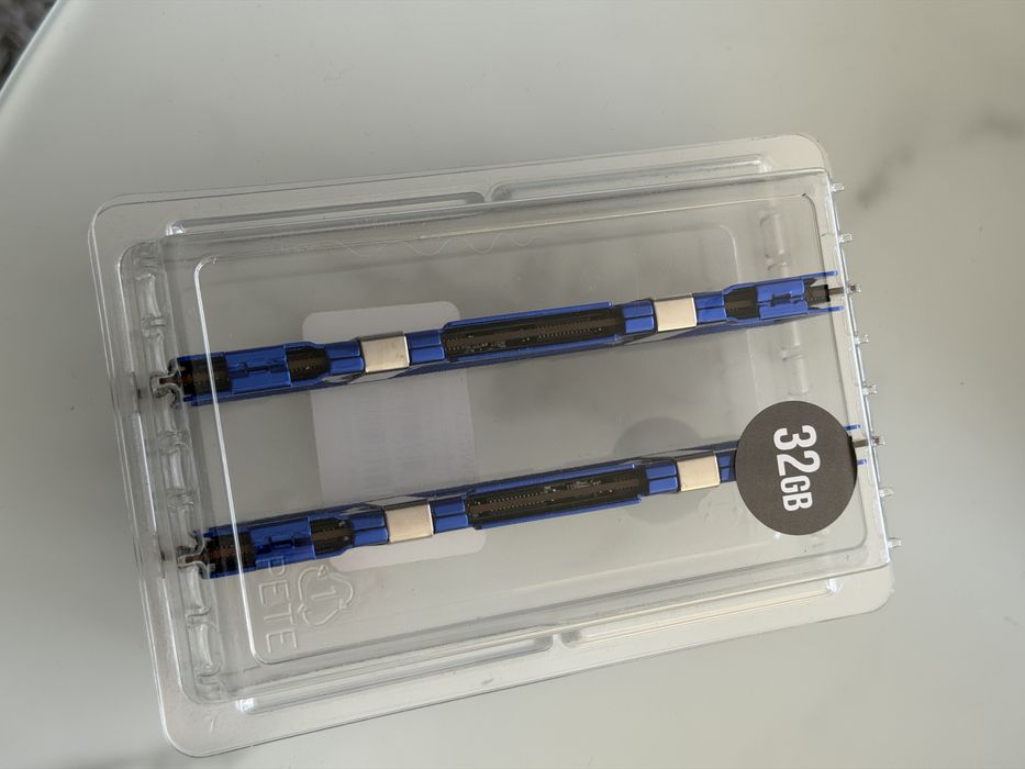 Zestaw pamięci RAM 32 GB (2x16 GB) DDR3 PC3-10600 ECC-R 1333 Mhz Mac P