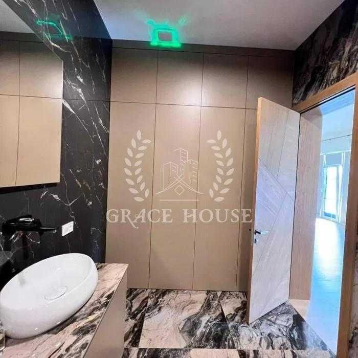 Продажа дома 320 м² 14 соток с бассейном в KГ  Козин Конча-Заспа