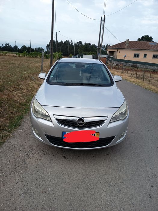 Opel Astra J 1.3 EcoFlex (2010)