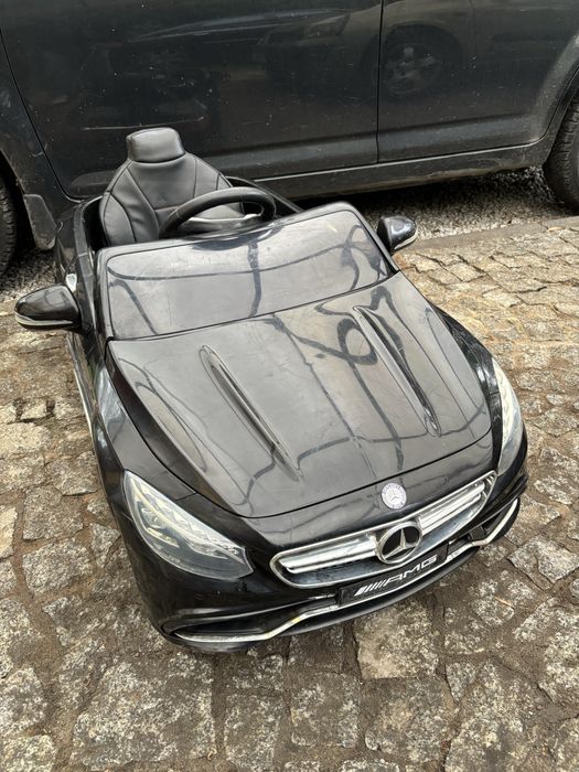 Samochód na akumulator Mercedes dla dziecka