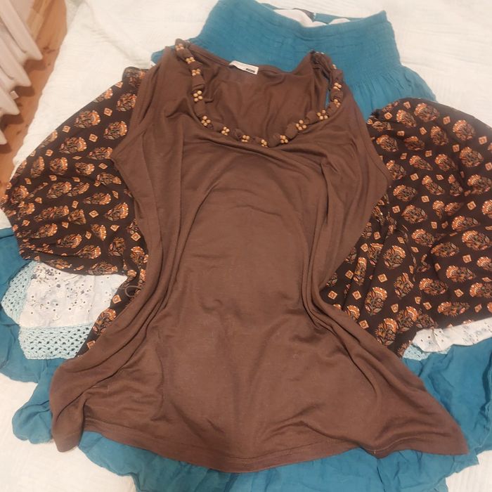 Zestaw/ Paka 5 szt ubrań + sandały gratis. L