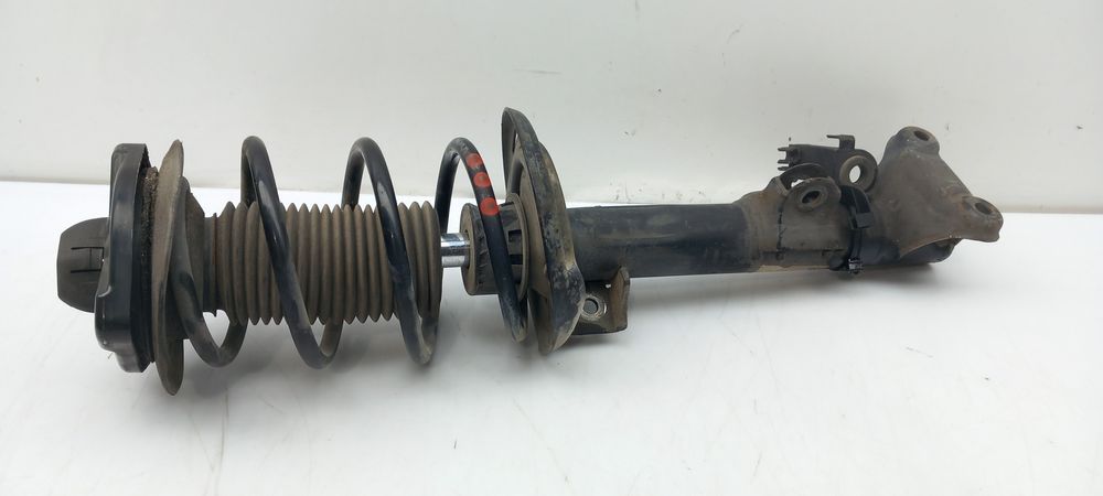 Amortecedor frente direito MERCEDES-BENZ Classe C (W204)