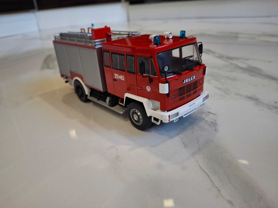 Model JELCZ P422 Straż, skala 1/43