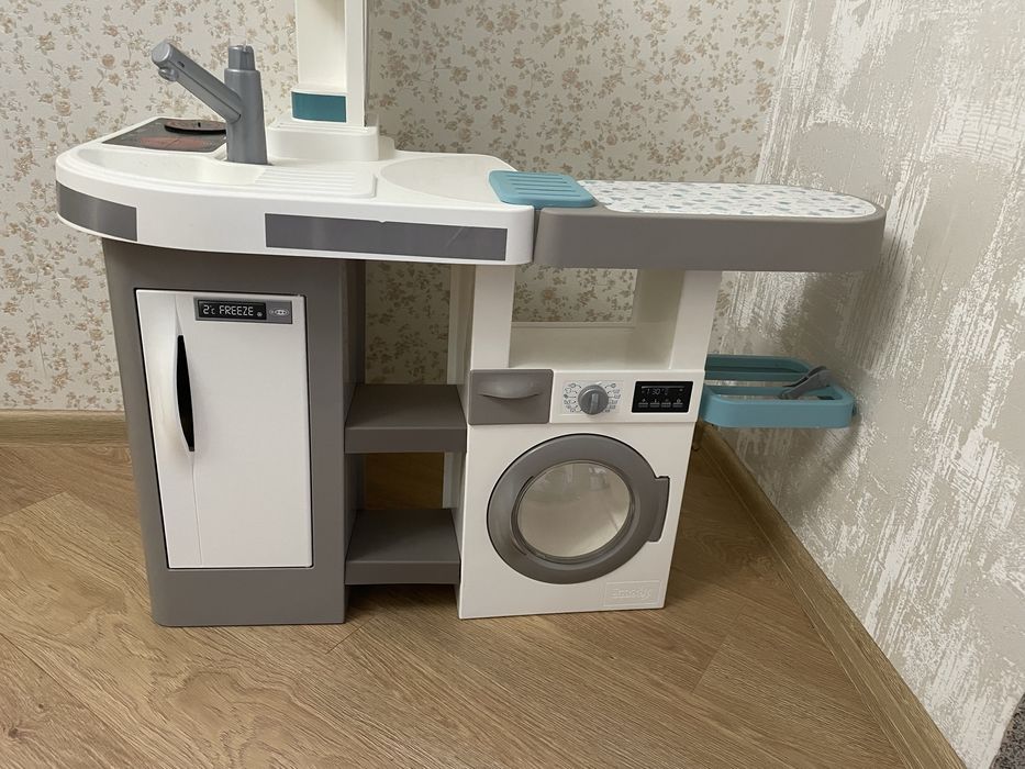 Дитяча кухня гарний стан