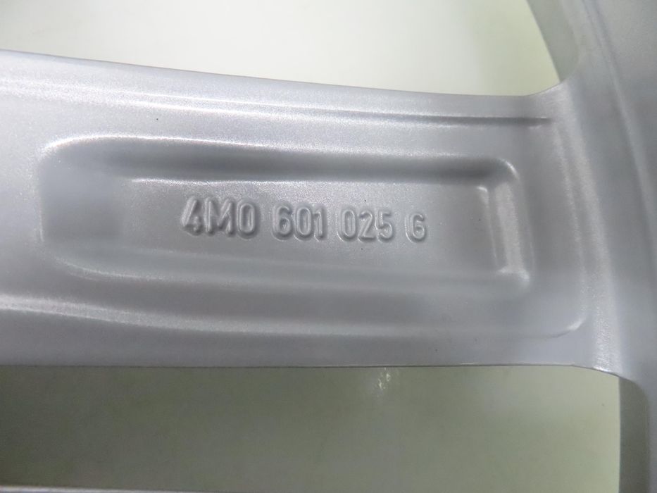 Alufelgi 20'' Audi Q7 Sq7 5x112 8j Et28