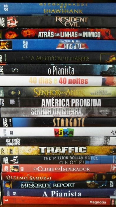 Vendo Filmes em DVD