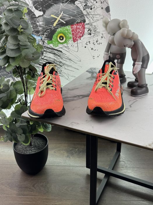 Кросівки New Balance Fuelcell 44 розмір Е14492