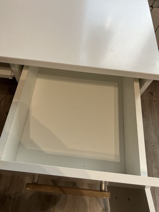 Biurko młodzieżowe białe 110cm szer