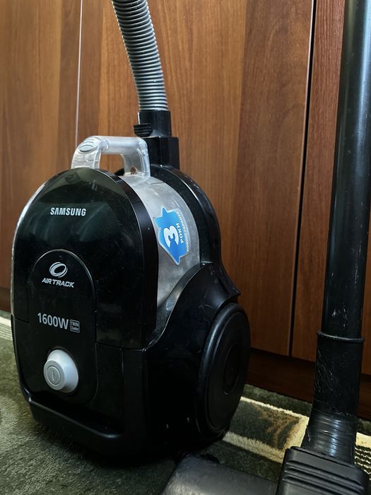 Samsung пилесос SC 4325 /1600 Вт / пилозбірник циклон