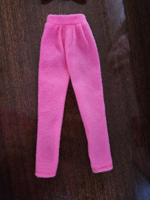 Ubranko dla lalki barbie