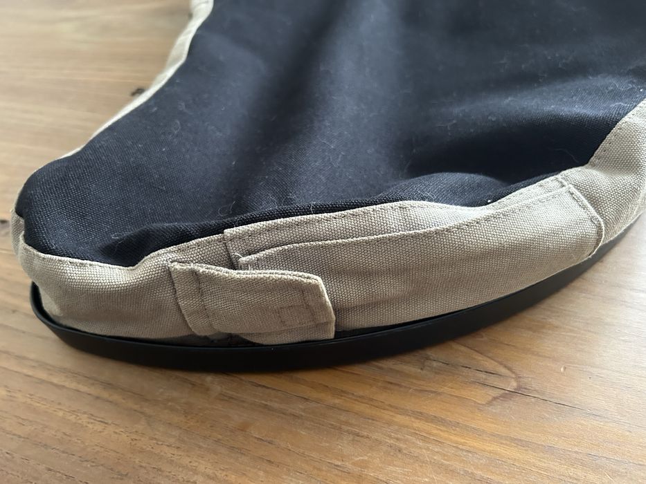 Laptop Stand with Cushioning64730081886979121