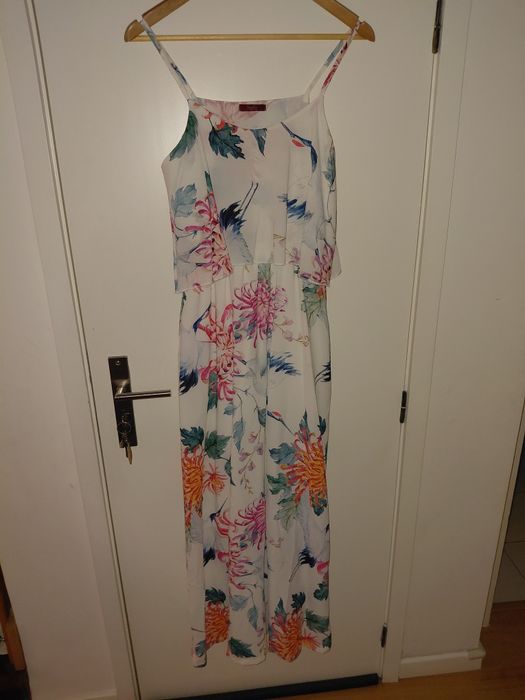 Vestido com motivos florais branco