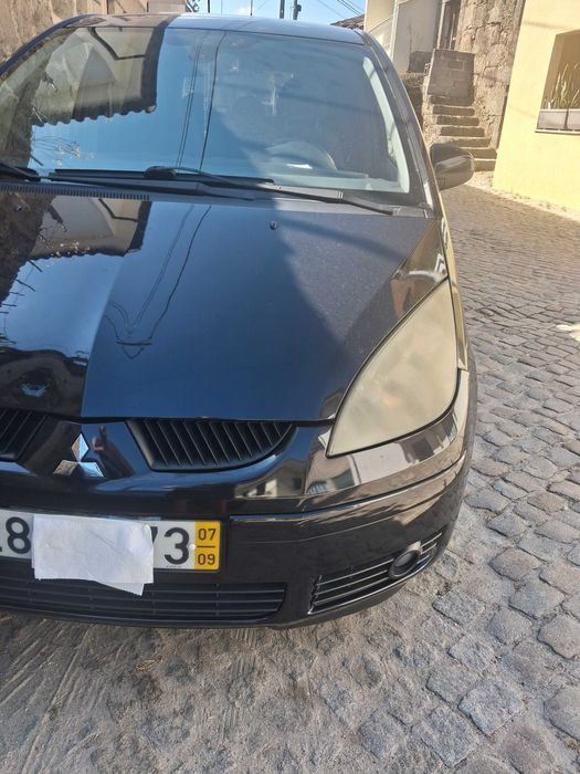 Mitsubishi Colt — fotografia 9