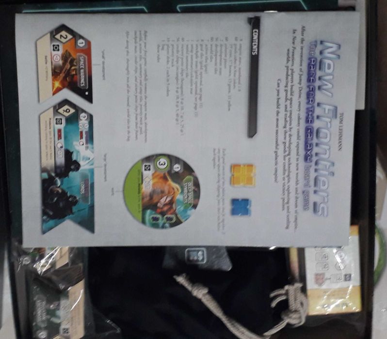 Jogo de tabuleiro New Frontiers - RFTG