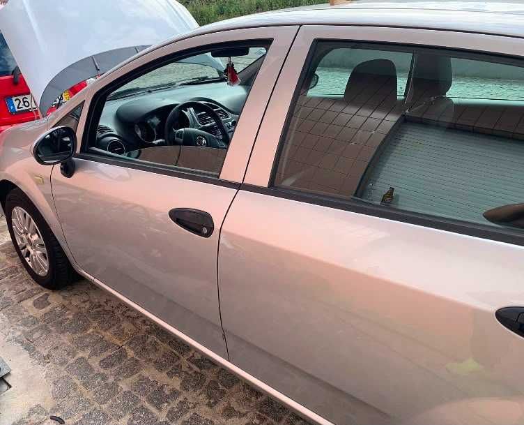Fiat Punto 2016 Completo514139394503485441