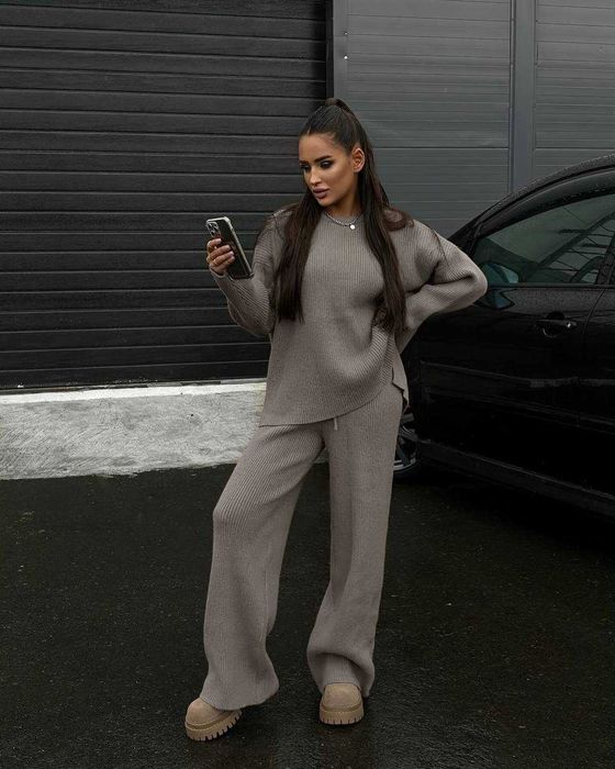 Теплий трендовий костюм ангора з