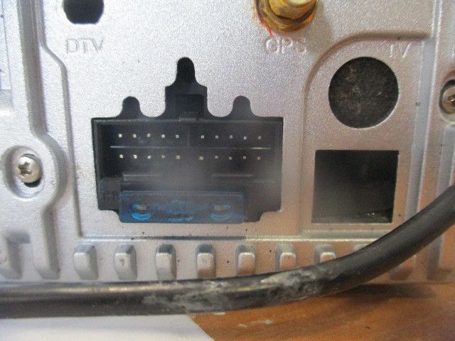 Rádio / auto-rádio VOLKSWAGEN Golf V Variant (1K5)