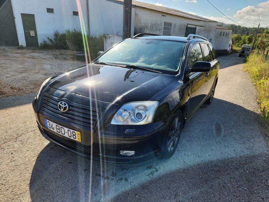Toyota avensis  2.0 com 300000km