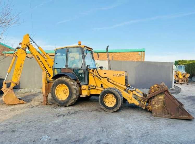 Екскаватор - навантажувач NEW HOLLAND (JCB 3CX)