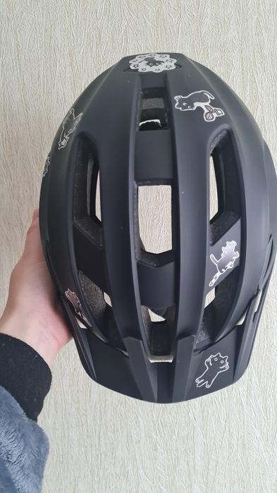 Велосипедний шолом