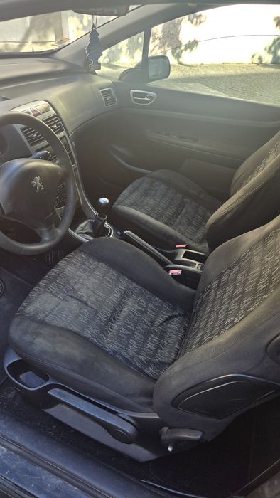 Peugeot 307  1.4 hdi