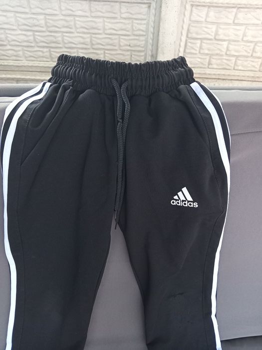 Спортивные штаны на мальчика 8-9 лет