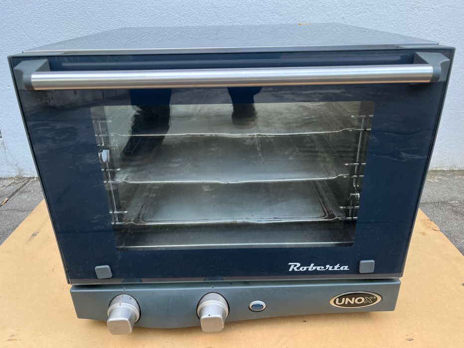 Material e equipamentos para Cafés e Restaurantes