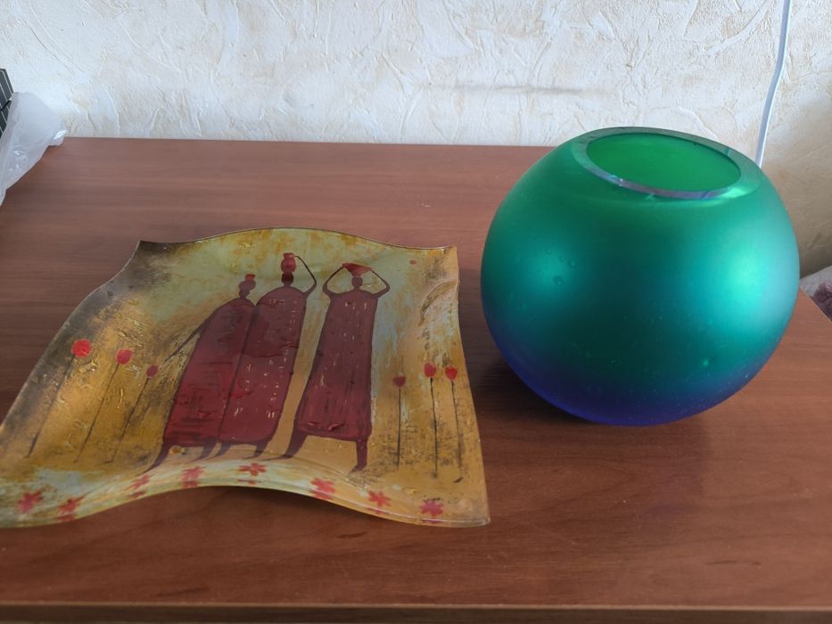 Продам вазы разные