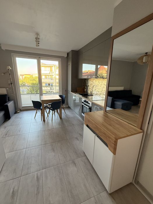 Nowoczesna kawalerka 28m² | Duży balkon | Łubinowa