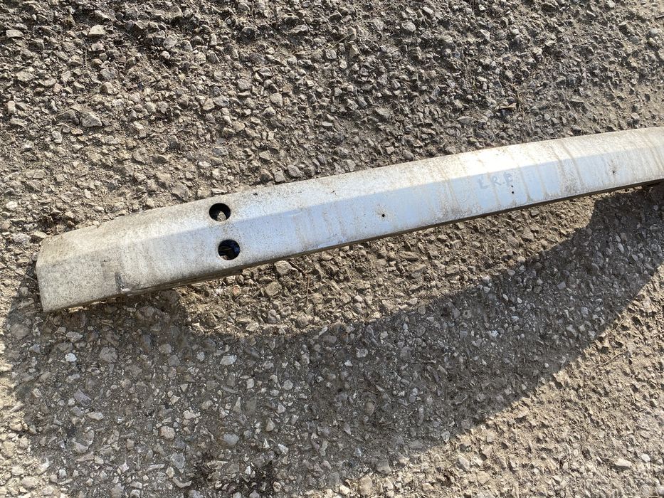 Land Rover Freelander 1 belka pod zderzak przod przedni