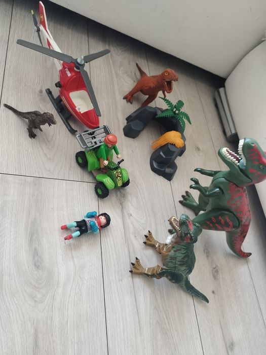 Zestaw Playmobil plus Transformers dinozaur