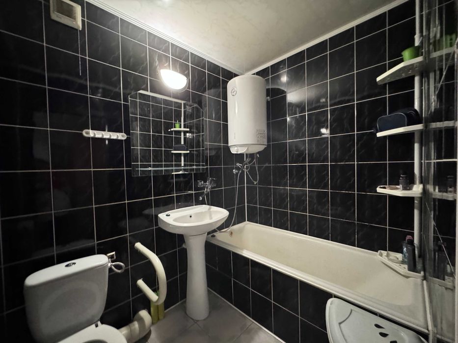 Підселення для ХЛОПЦЯ Пасічна (Делікатес) окрема кімната в 3-к