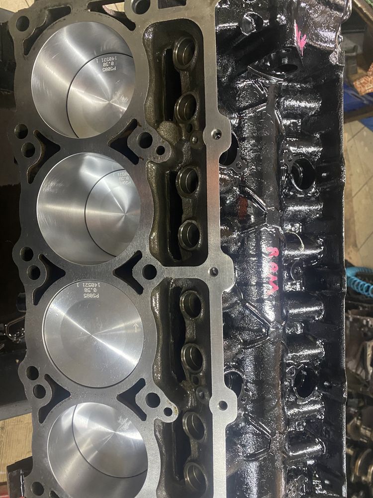 Jeep 5.7 Hemi