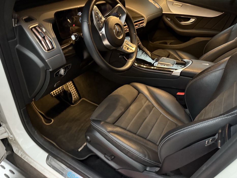 Mercedes Benz     EQC 400