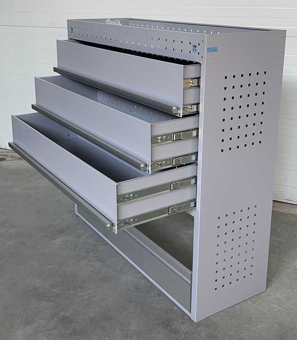 Zabudowa serwisowa busa/mobilny warsztat MODUŁ M5