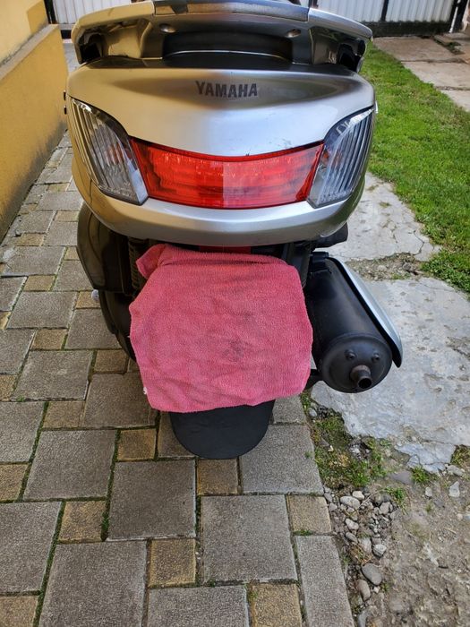 Продам  ямаха маджесті 400