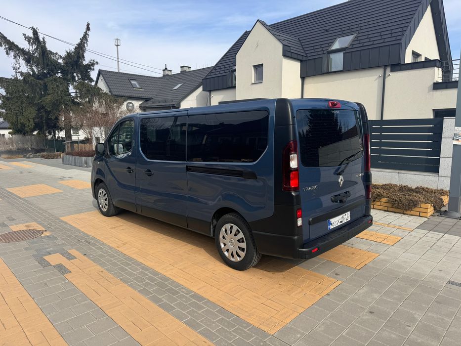 Wynajem Bus 8osob Kraków juz od 150zl (uchwyt na narty deske)