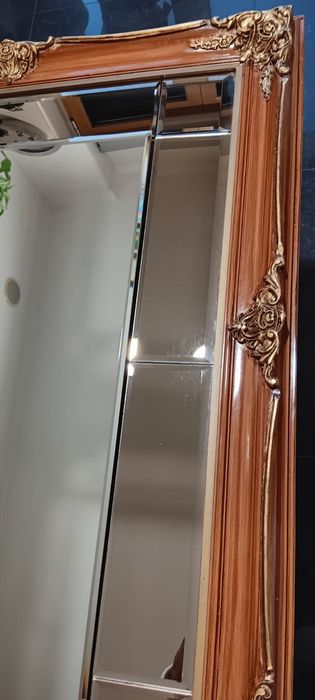 Espelho grande trabalhado