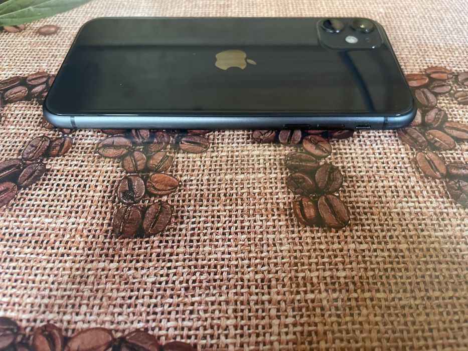 iPhone 11/128gb.