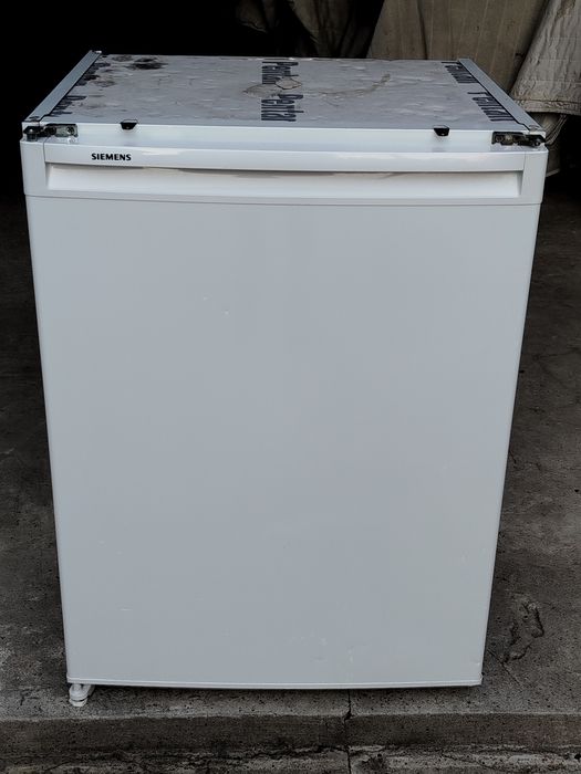 Холодильник Siemens