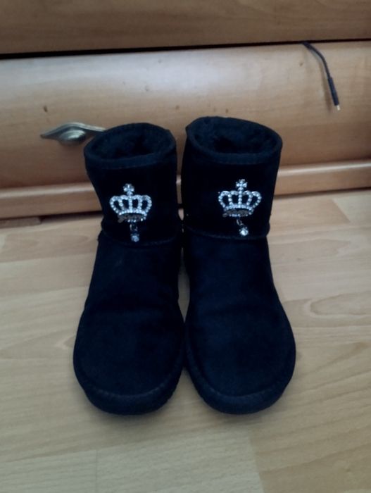 Жіночі зимові замшеві черевики Уги р.39