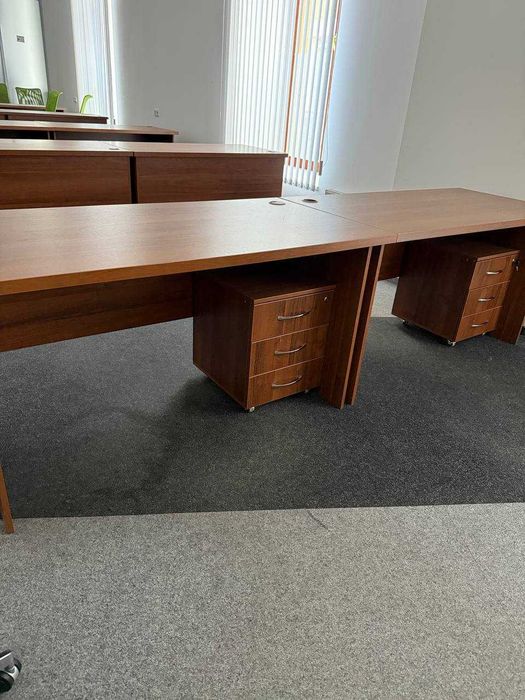 Столи письмові прямі кутові лофт компʼютерні