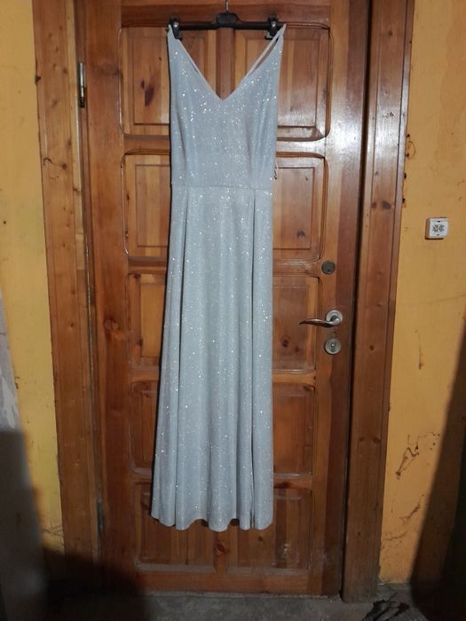 srebrna maxi suknia brokat 44