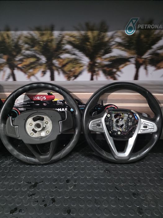 2 volantes para BMW