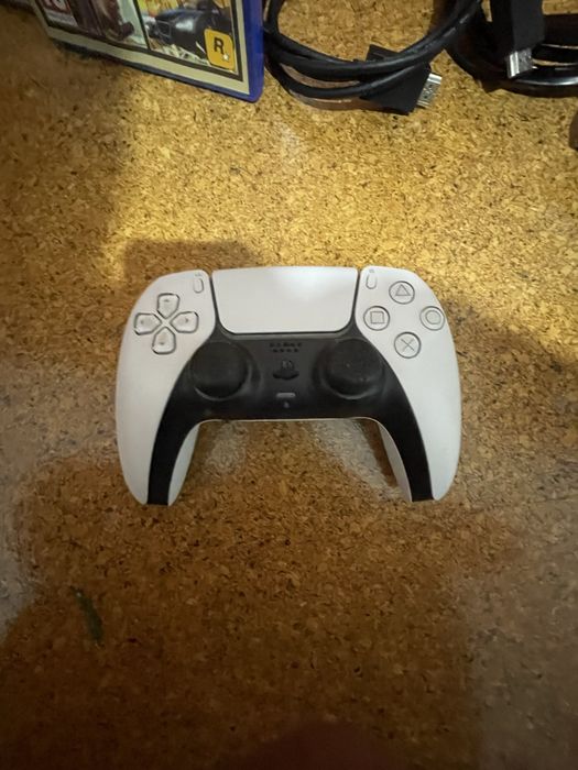 VENDO PS5 1 mes de uso
