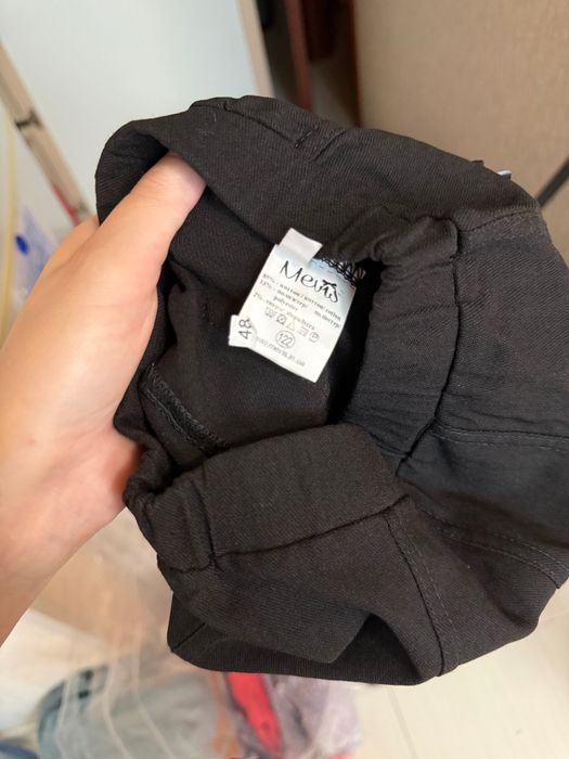 Продам штани для школи для дівчинки 122 розмір